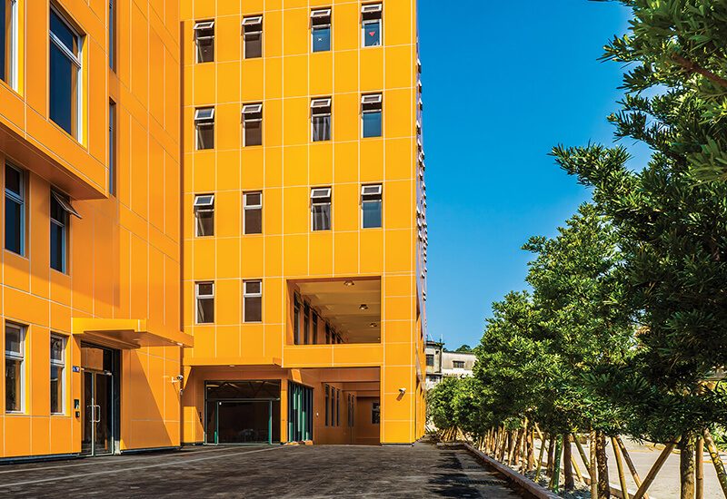 盛元承天廠辦出售，土城工業區廠房出售，企業總部辦公室