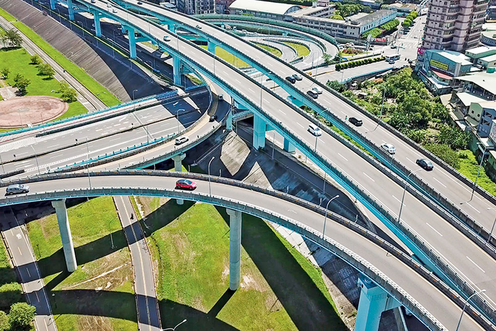 盛元承天廠辦大樓鄰境捷運永寧站交通便利最適合進駐的捷運廠辦或企業總部